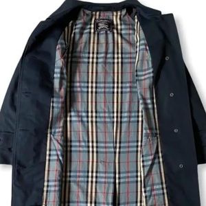 Women’s Burberry trench check coat
